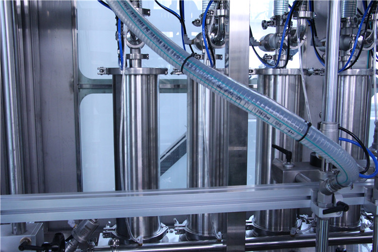 دستگاه پر کردن شکلات