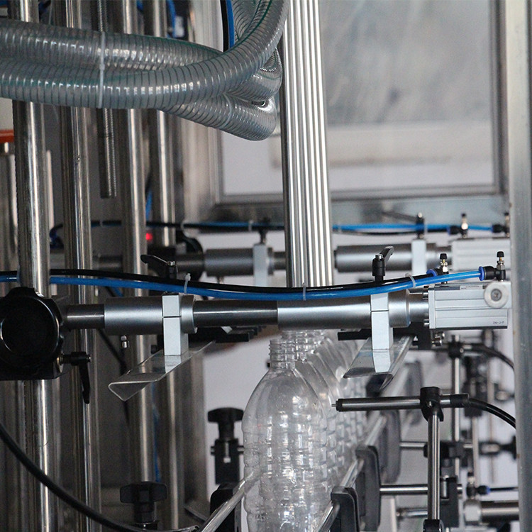 ماشین پر کننده 